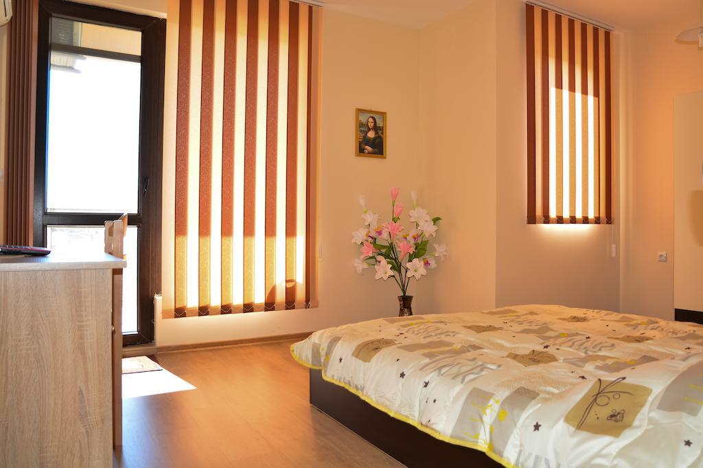 Ddenko Apartment بورغاس الغرفة الصورة