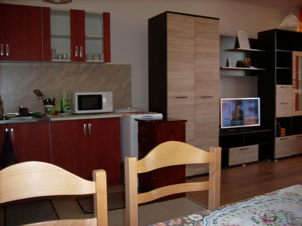 Ddenko Apartment بورغاس الغرفة الصورة